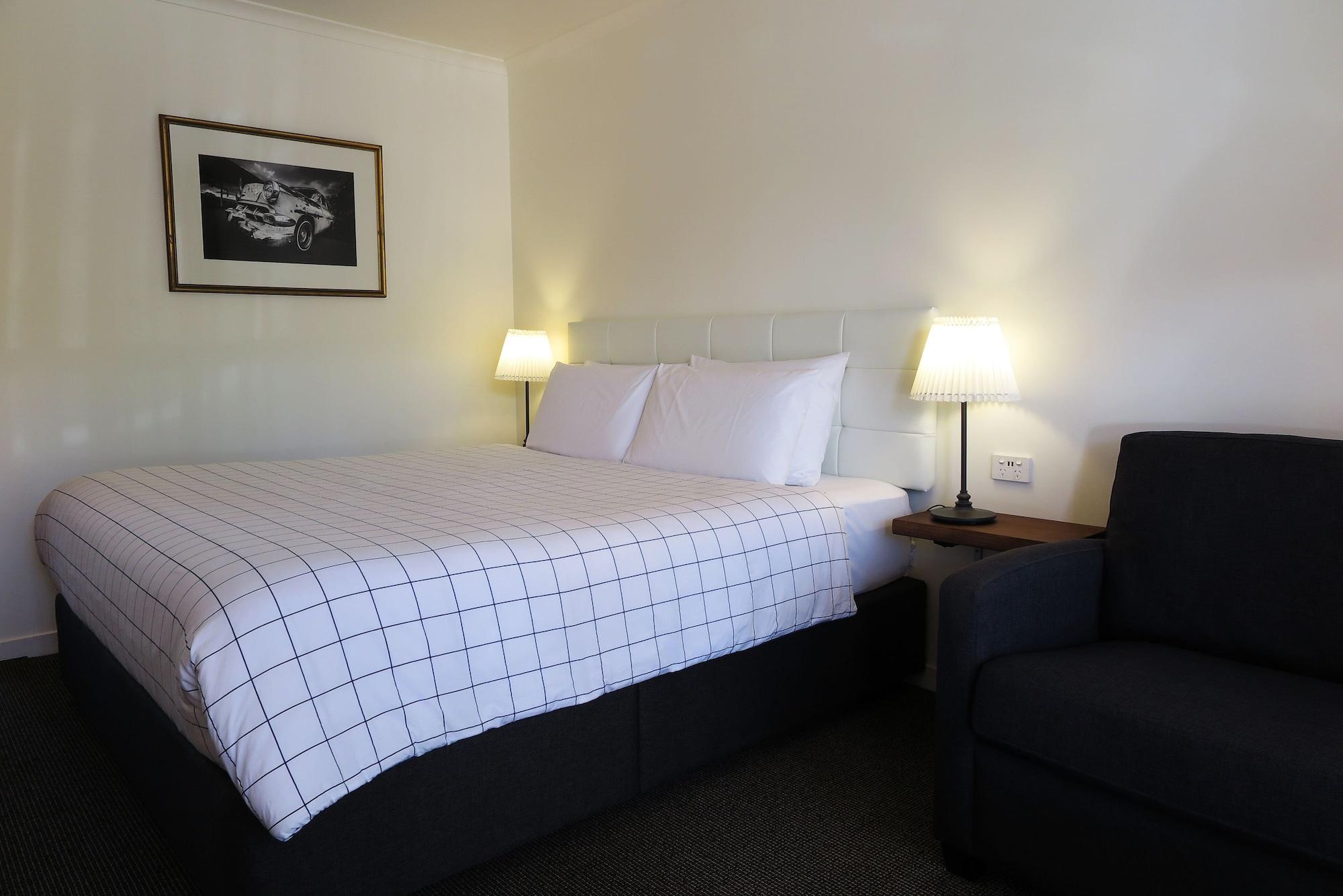 Summerhill Motor Inn (Adults Only) Merimbula Buitenkant foto