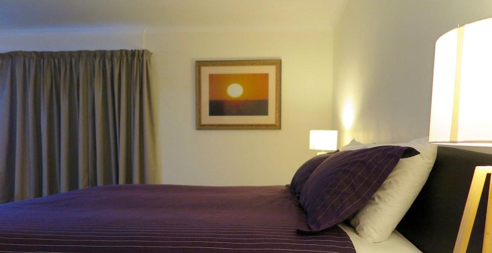Summerhill Motor Inn (Adults Only) Merimbula Buitenkant foto