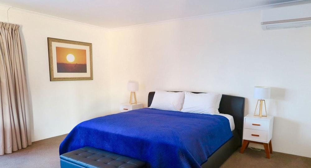 Summerhill Motor Inn (Adults Only) Merimbula Buitenkant foto