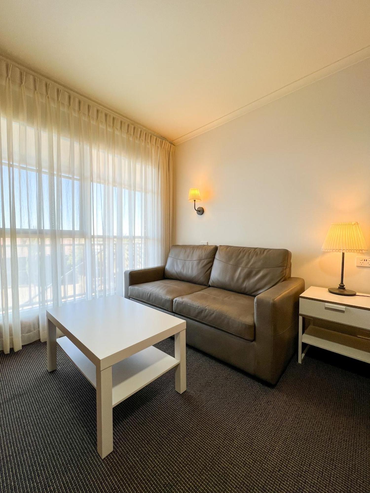 Summerhill Motor Inn (Adults Only) Merimbula Buitenkant foto
