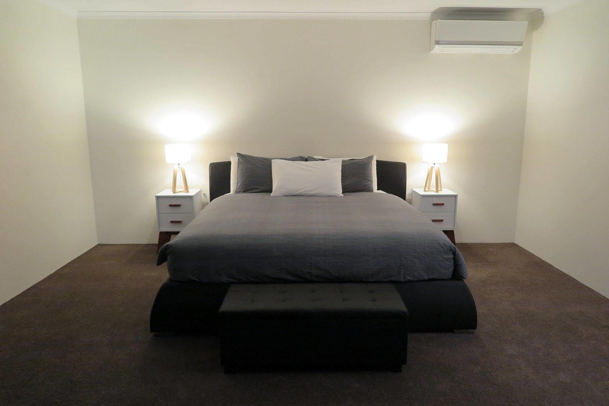 Summerhill Motor Inn (Adults Only) Merimbula Buitenkant foto